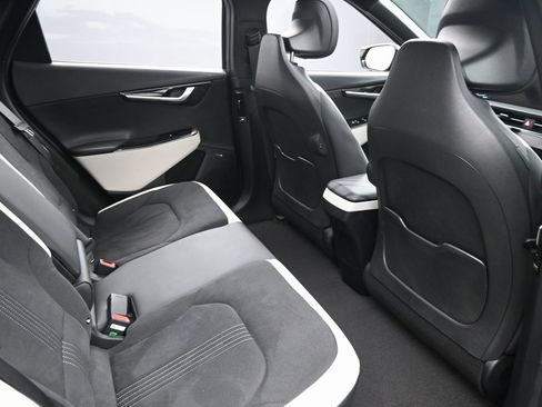 Used 2024 Kia EV6 GT-Line image 38