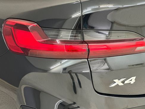 Used 2023 BMW X4 xDrive30i w/ M Sport Package image 12