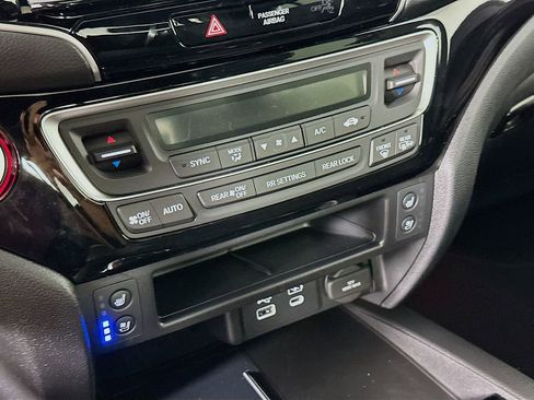 New 2026 Honda Ridgeline Black Edition image 16