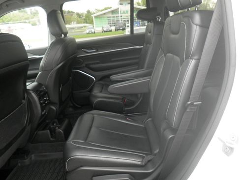 Used 2021 Jeep Grand Cherokee L Limited image 18