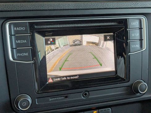 Used 2018 Volkswagen Jetta S w/ Cold Weather Package FWD image 18