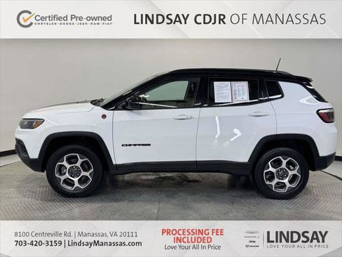 Certified 2022 Jeep Compass Trailhawk w/ Sun and Sound Group AWD/4WD image 6