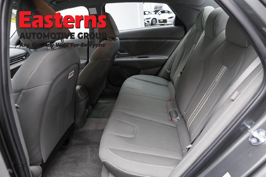 Used 2026 Hyundai Elantra Sport FWD image 21