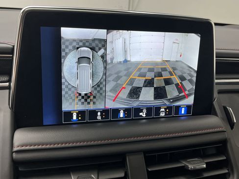 Certified 2024 Chevrolet Suburban RST w/ Luxury Package image 6