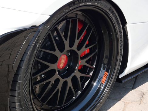 Used 2022 McLaren 765LT RWD image 16