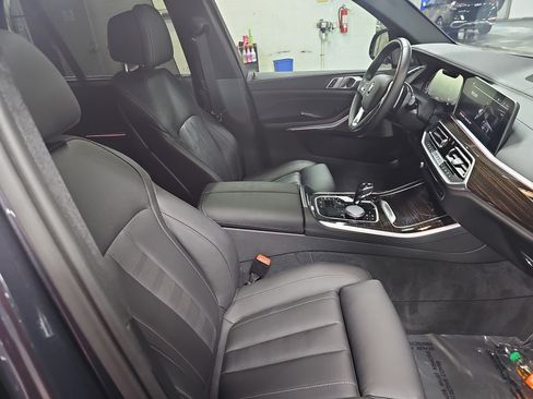 Used 2021 BMW X5 xDrive40i w/ Premium Package AWD/4WD image 10