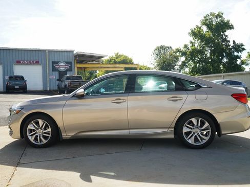 Used 2019 Honda Accord LX image 23