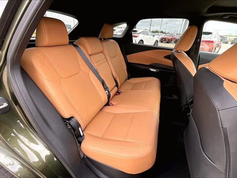 Used 2025 Lexus RX 350 Premium w/ Convenience Package image 20
