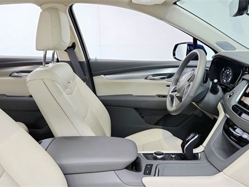 Certified 2024 Cadillac XT5 Premium Luxury w/ Technology Package image 24