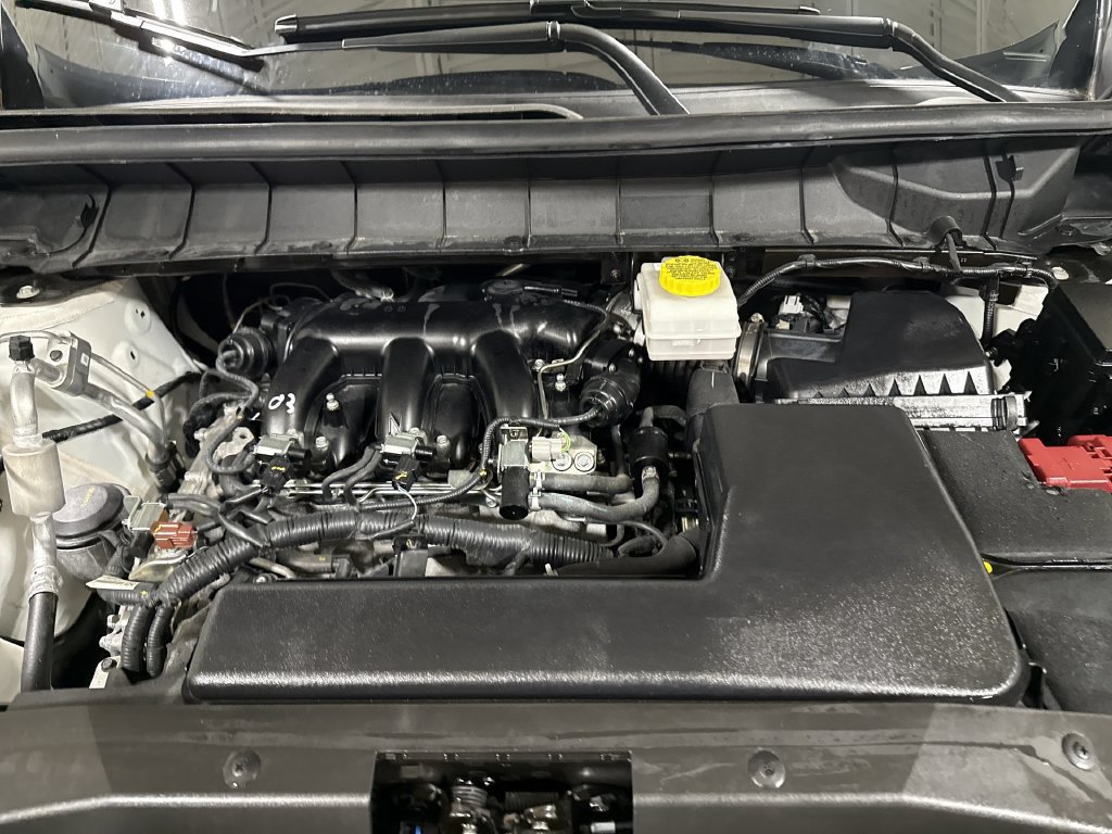 Used 2025 Nissan Pathfinder Rock Creek AWD/4WD image 25