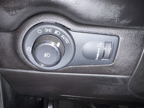 Used 2022 Dodge Durango GT w/ Blacktop Package image 14