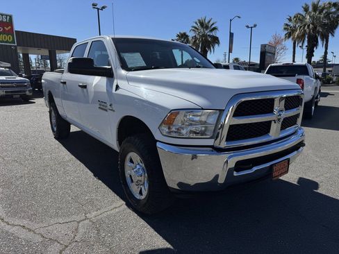 Used 2018 RAM 2500 Tradesman w/ Chrome Appearance Group AWD/4WD image 23