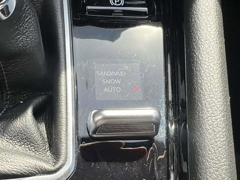Used 2026 Jeep Compass Limited AWD/4WD image 31