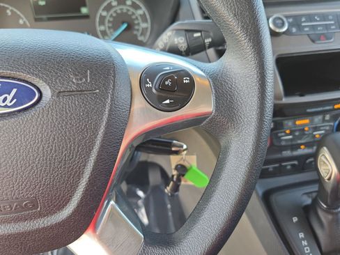 Used 2022 Ford Transit Connect XL image 23