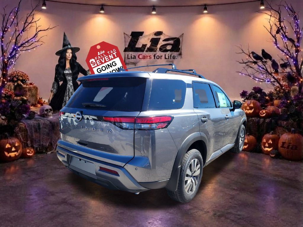 New 2026 Nissan Pathfinder SL AWD/4WD image 3