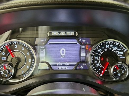 Used 2022 RAM 1500 Big Horn image 10