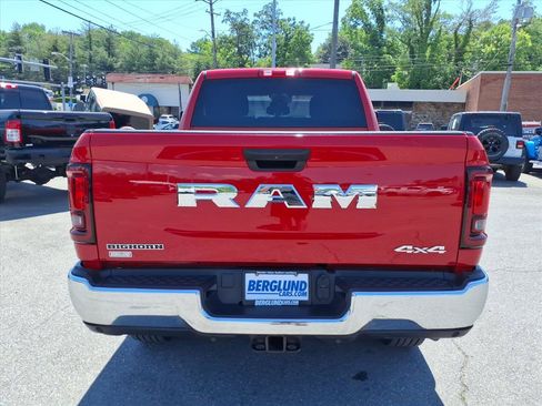Used 2026 RAM 2500 Big Horn AWD/4WD image 5