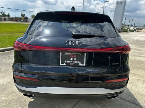 New 2026 Audi Q5 Premium image 8