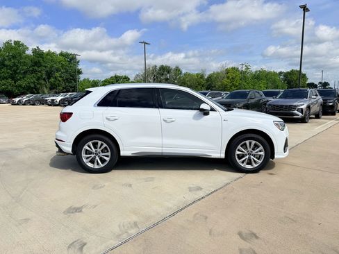 Used 2023 Audi Q3 2.0T Premium AWD/4WD image 4