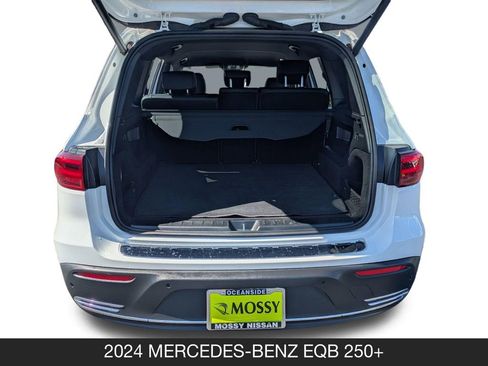 Used 2024 Mercedes-Benz EQB 250+ image 20