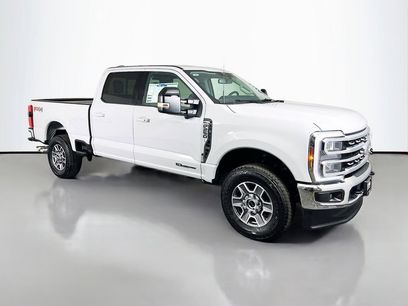 New 2025 Ford F250 Lariat w/ FX4 Off-Road Package