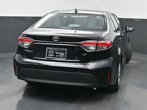Used 2024 Toyota Corolla LE image 3