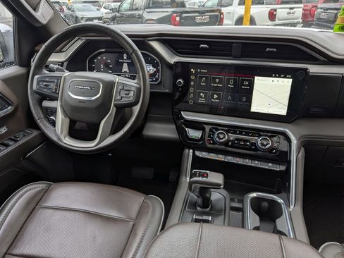 Used 2023 GMC Sierra 1500 Denali image 15