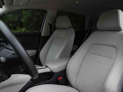 Used 2026 Honda HR-V LX image 17