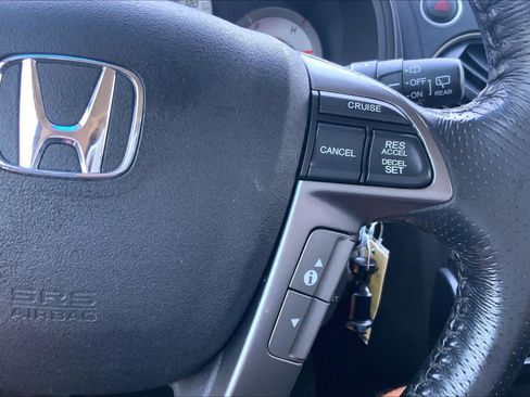 Used 2014 Honda Pilot Touring image 25