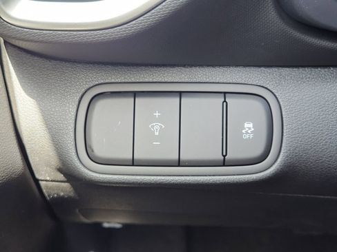 New 2026 Hyundai Venue SEL FWD image 21