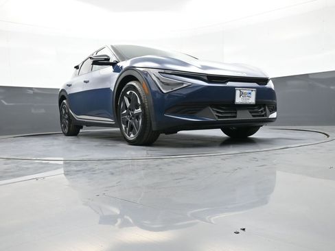 New 2025 Kia EV6 Light image 27