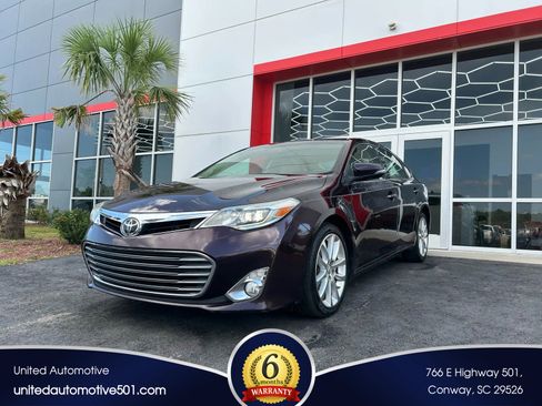 Used 2013 Toyota Avalon Limited w/ Technology Pkg image 1