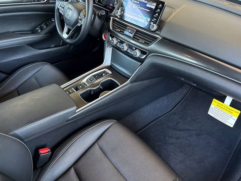Used 2022 Honda Accord Sport image 12