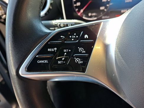 Used 2024 Mercedes-Benz GLC 300 4MATIC image 20