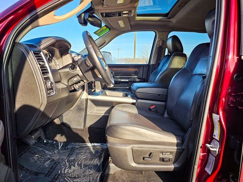 Used 2017 RAM 3500 Laramie image 13