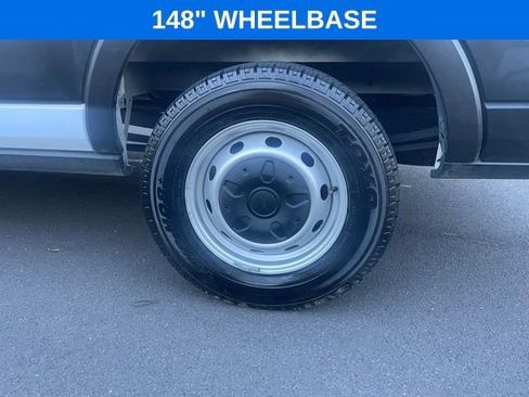 Certified 2023 Ford Transit 250 Medium Roof image 4