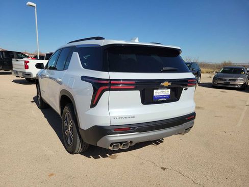 New 2026 Chevrolet Traverse LT FWD image 12