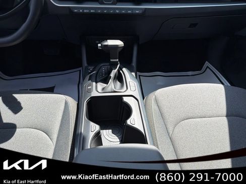 Used 2025 Kia K4 FWD image 25