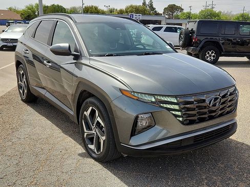 Used 2022 Hyundai Tucson SEL w/ Convenience + Premium Package image 4