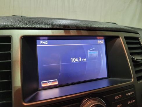 Used 2015 Nissan Armada Platinum image 39