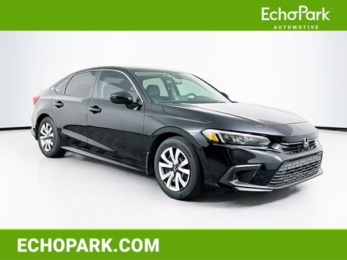 Used 2023 Honda Civic LX image 1
