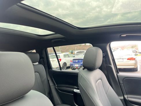 Used 2023 Mercedes-Benz GLB 250 4MATIC image 17