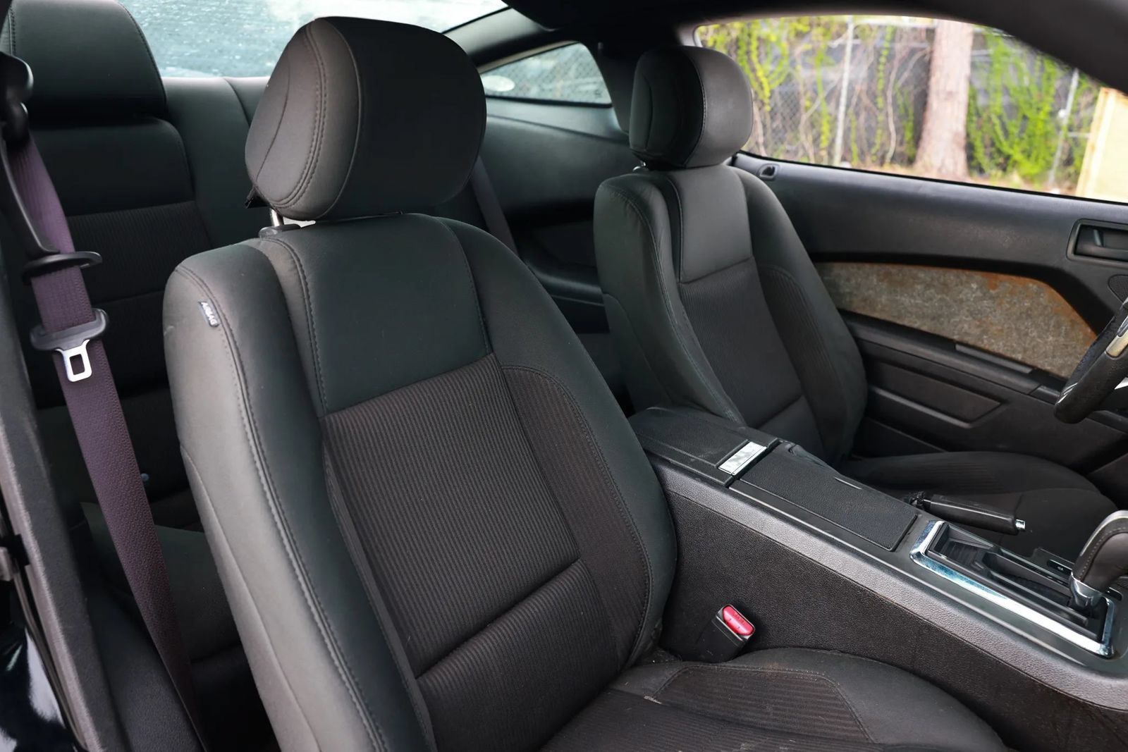 Used 2014 Ford Mustang Coupe w/ Equipment Group 102A RWD image 23