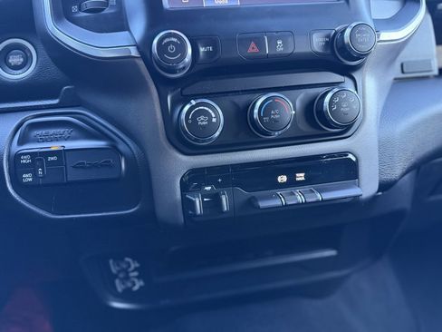 Used 2024 RAM 2500 Big Horn image 34
