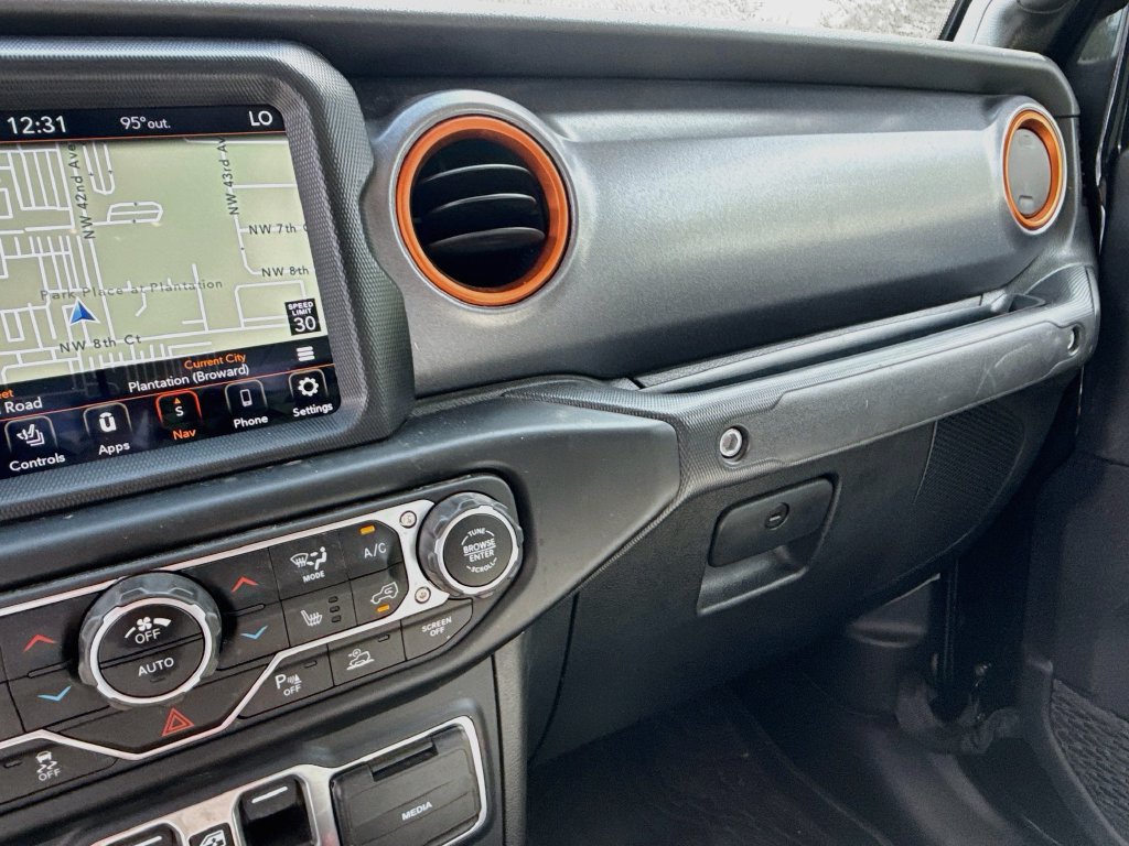 Certified 2023 Jeep Gladiator Mojave w/ LED Lighting Group AWD/4WD image 27
