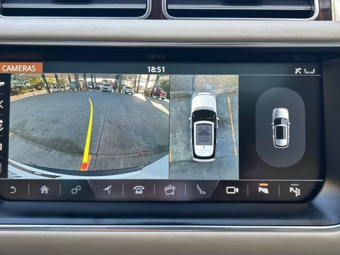 Used 2017 Land Rover Range Rover Long Wheelbase Supercharged image 14