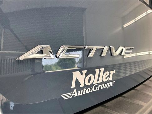 New 2026 Ford Explorer Active w/ Active Comfort Package AWD/4WD image 9