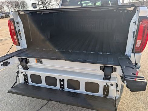 Certified 2025 GMC Sierra 1500 Denali w/ Denali Reserve Package image 26