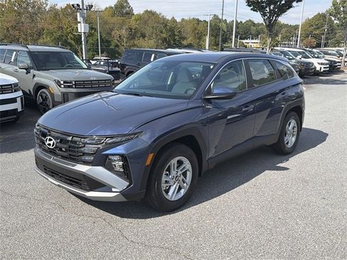 New 2026 Hyundai Tucson SE image 3