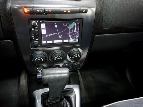 Used 2009 HUMMER H3 Alpha image 23